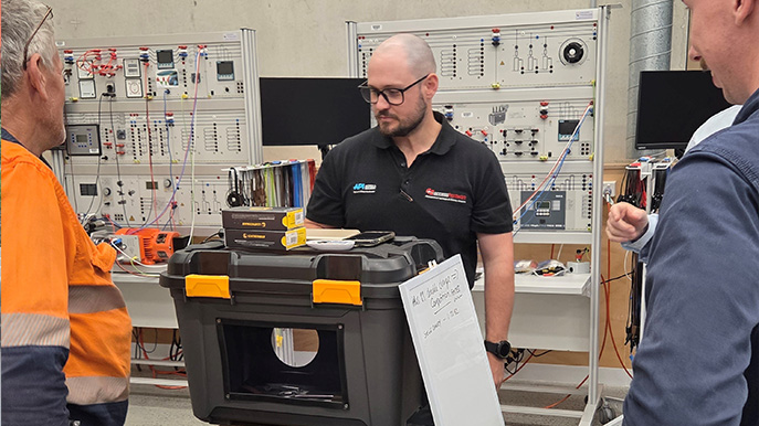 MLAA Summer Roadshow networking session with locksmiths